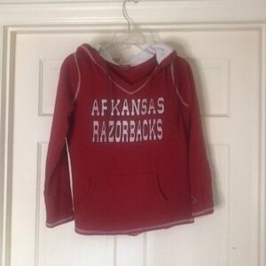 Colosseum top Arkansas Razorbacks top small hoodie